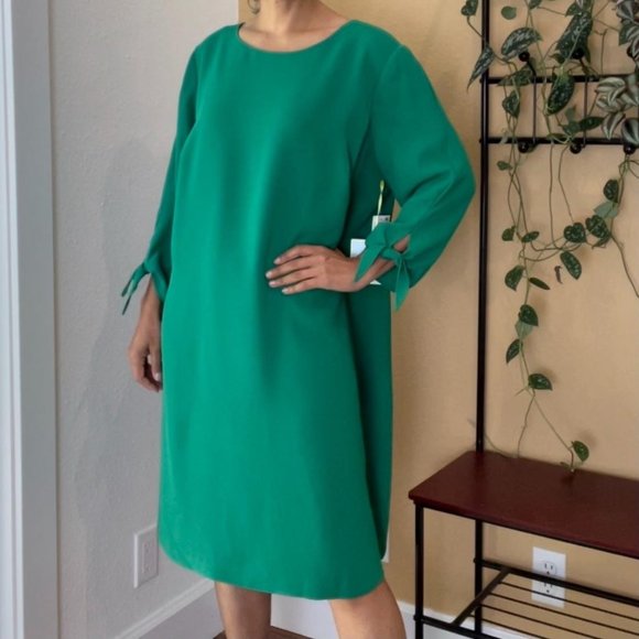 CeCe Green Midi Dress - Picture 1 of 8